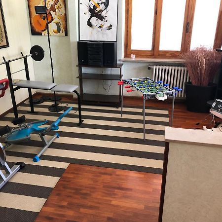 Appartamento In Villa Sulle Colline Di Torino Luaran gambar