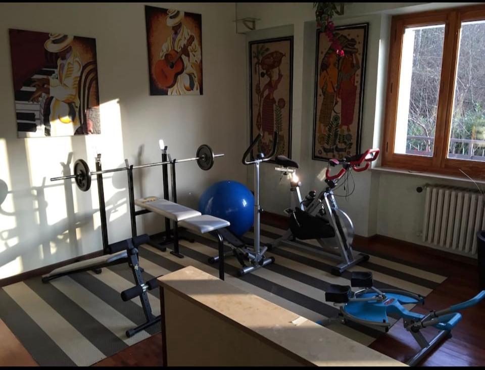 Appartamento In Villa Sulle Colline Di Torino Luaran gambar