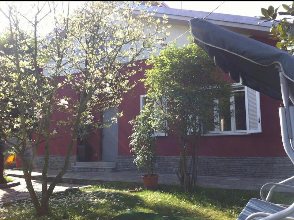 Appartamento In Villa Sulle Colline Di Torino Luaran gambar